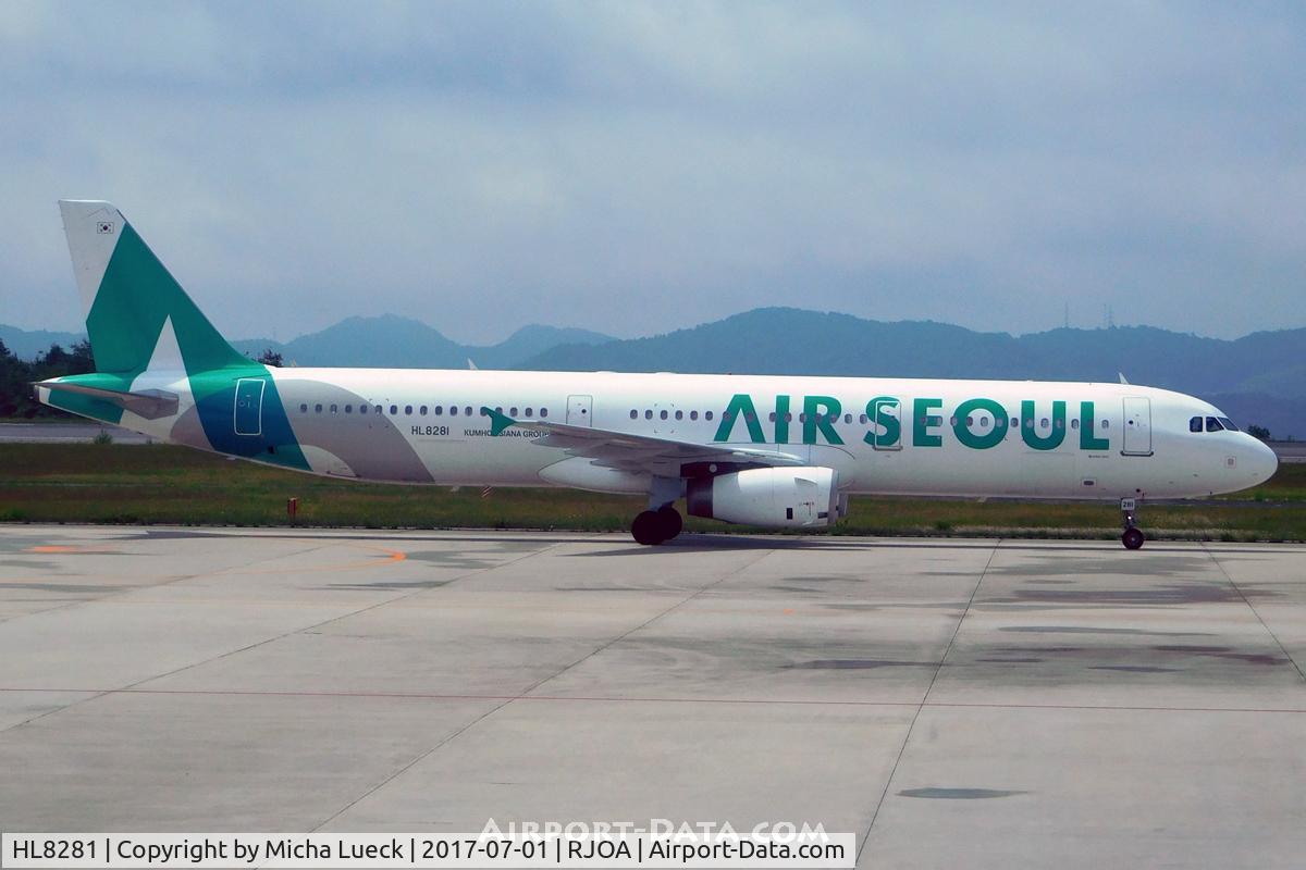 HL8281, 2013 Airbus A321-231 C/N 5774, At Hiroshima