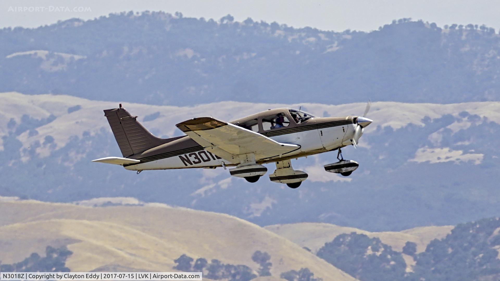 N3018Z, 1979 Piper PA-28-161 C/N 28-7916398, Livermore Airport California. 2017.