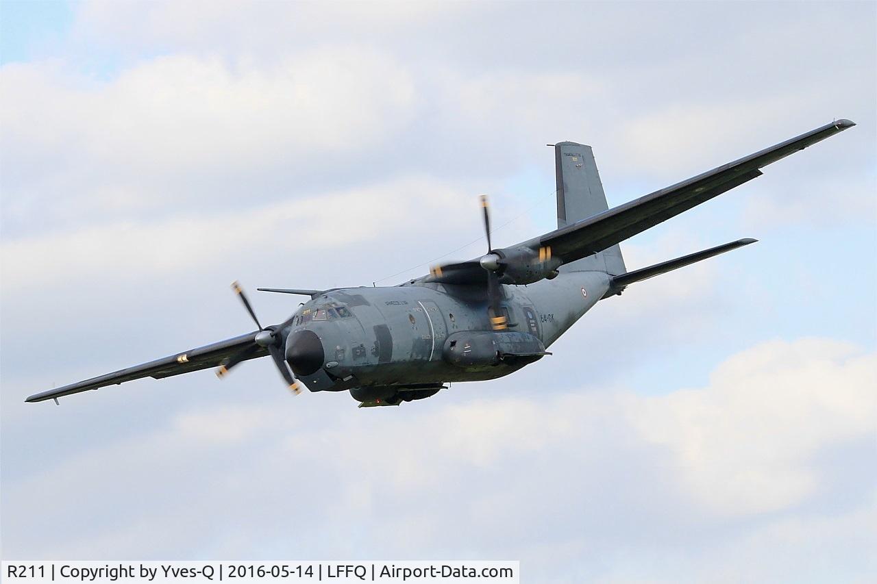 R211, Transall C-160R C/N 214, Transall C-160R, On display, La Ferté-Alais airfield (LFFQ) Air show 2016
