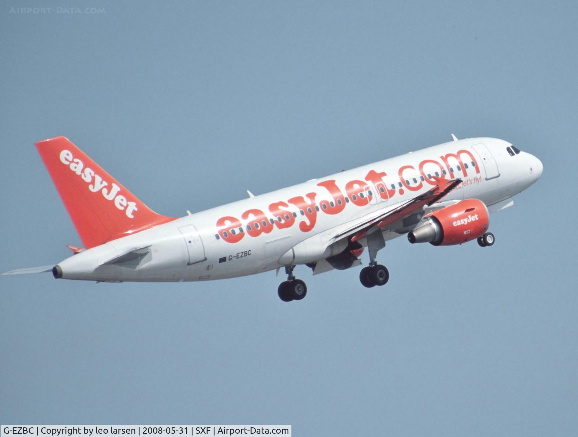 G-EZBC, 2006 Airbus A319-111 C/N 2866, Berlin  31.5.2008