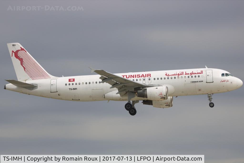 TS-IMH, 1993 Airbus A320-211 C/N 0402, Landing