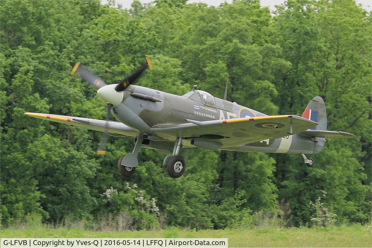 G-LFVB, 1942 Supermarine 349 Spitfire LF.Vb C/N CBAF.2403, Supermarine Spitfire MK-Vb, Take off rwy 28, La Ferté-Alais (LFFQ) air show 2016