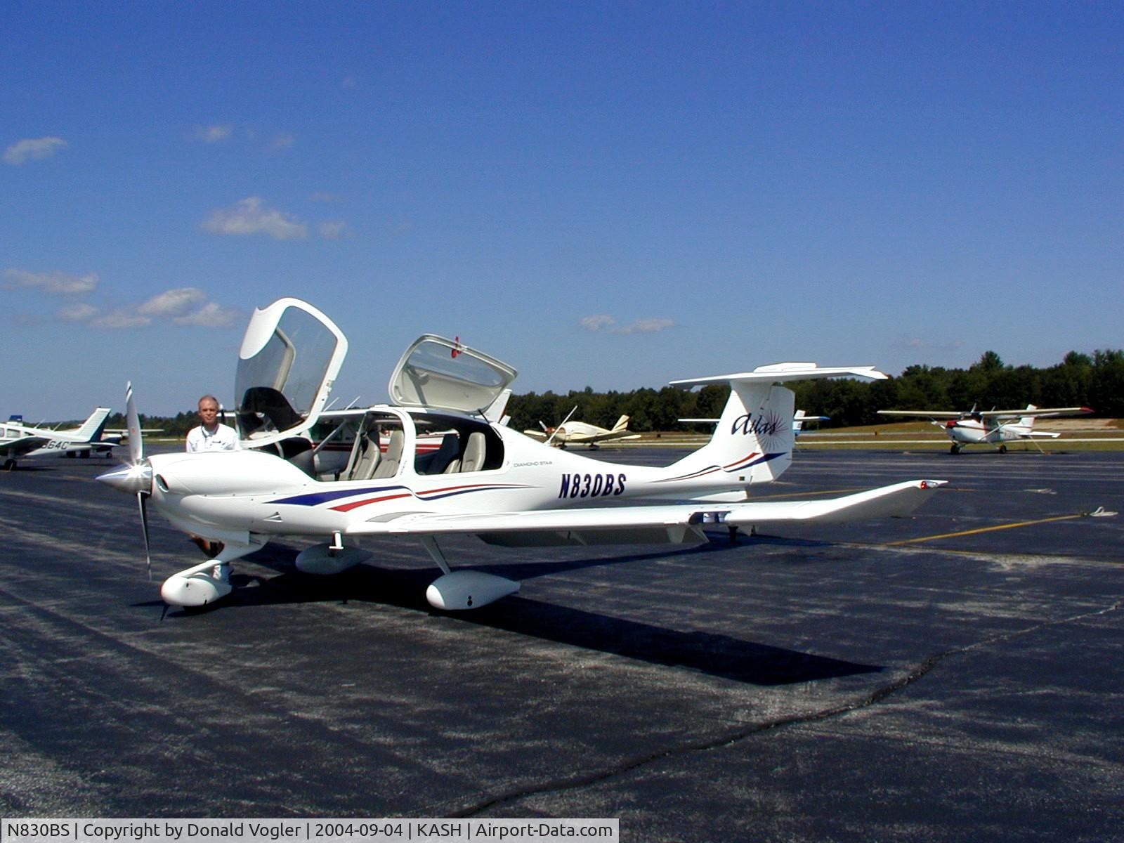 N830BS, 2004 Diamond DA-40 Diamond Star C/N 40.395, Preflight of N830BS