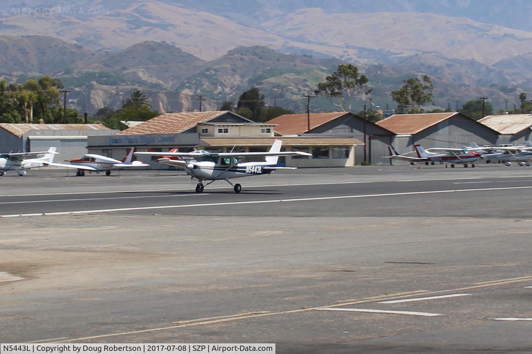 N5443L, 1980 Cessna 152 C/N 15284315, 1980 Cessna 152, Lycoming O-235 115 Hp, landing roll Rwy 22