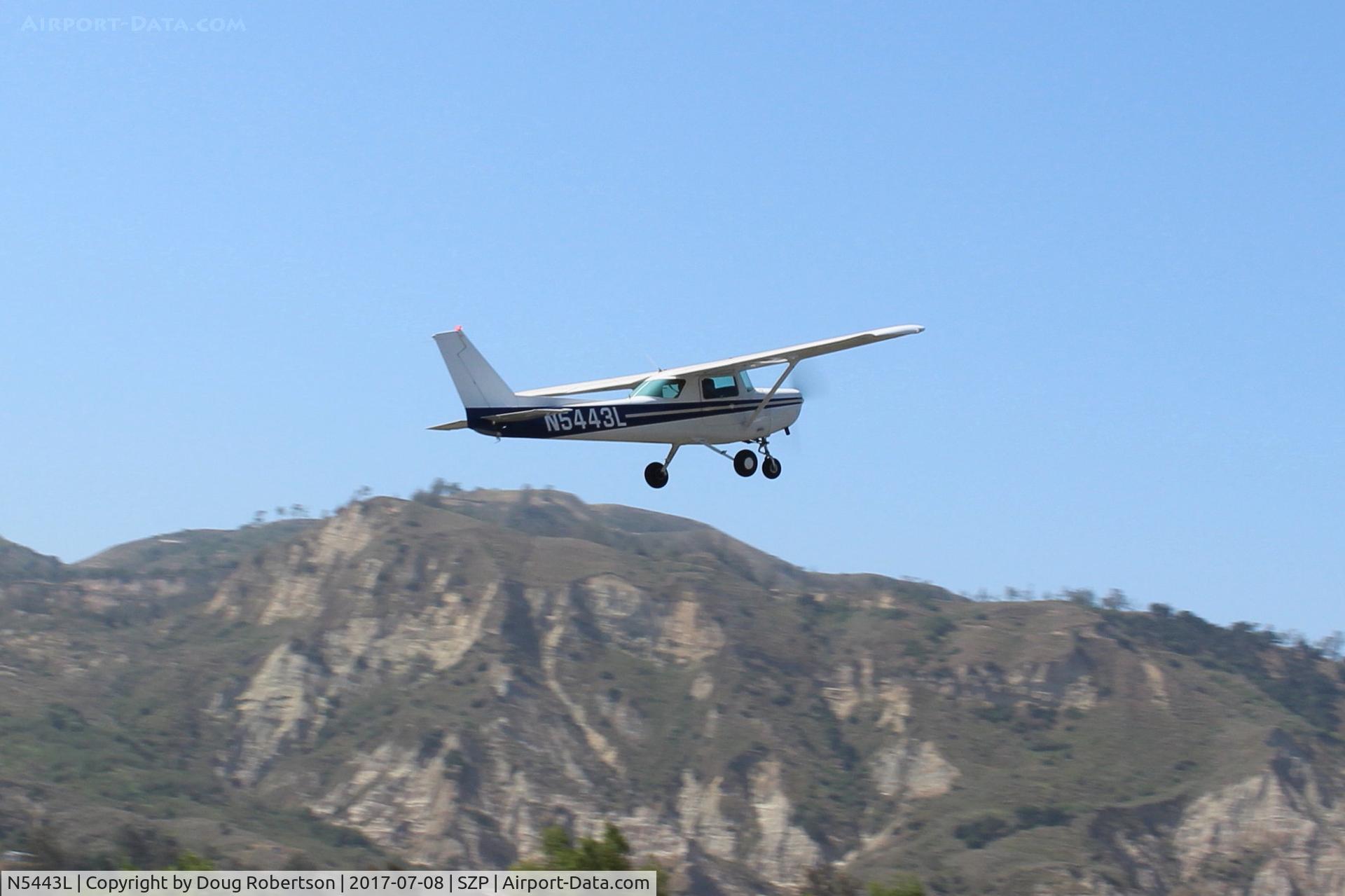 N5443L, 1980 Cessna 152 C/N 15284315, 1980 Cessna 152, Lycoming O-235 115 Hp, takeoff climb Rwy 22