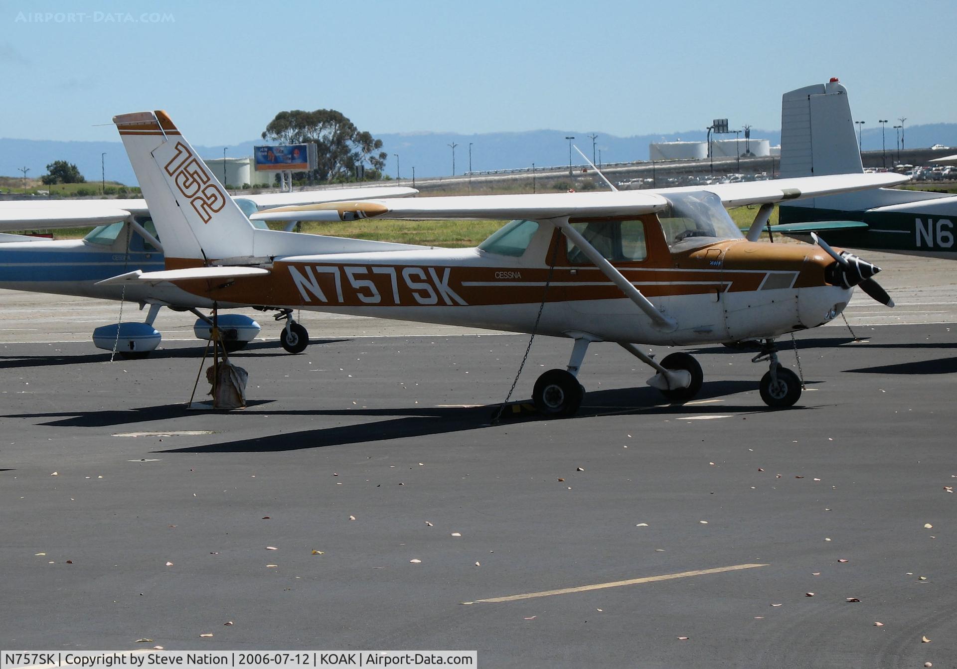 N757SK, 1977 Cessna 152 C/N 15279966, Locally-based 1977 Cessna 152 on North Ramp @ Oakland international Airport, CA (no longer register)