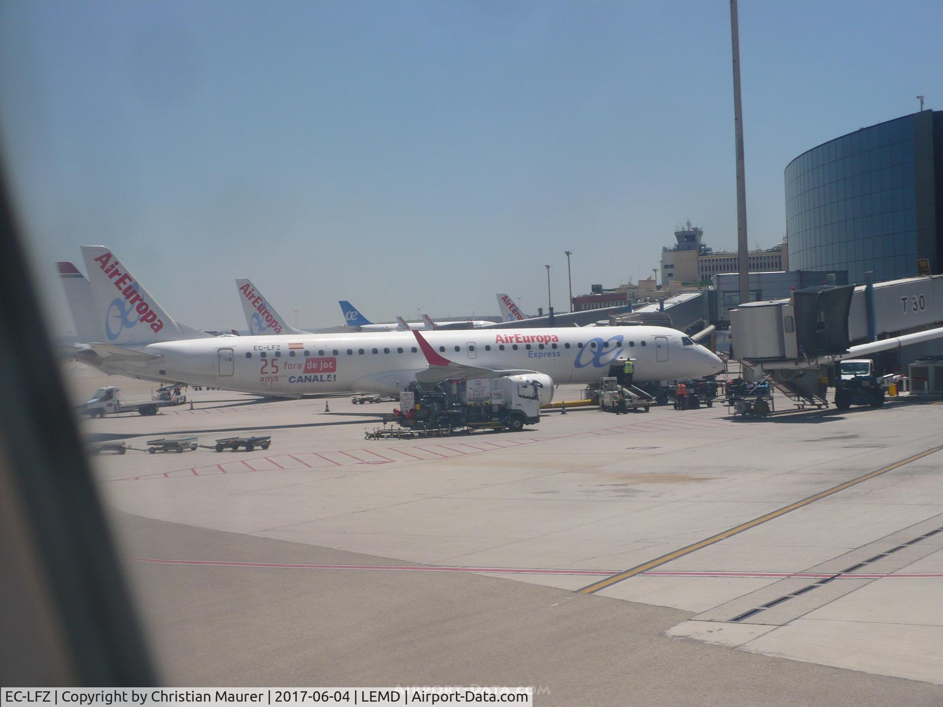 EC-LFZ, 2010 Embraer 195LR (ERJ-190-200LR) C/N 19000357, ERJ-195LR