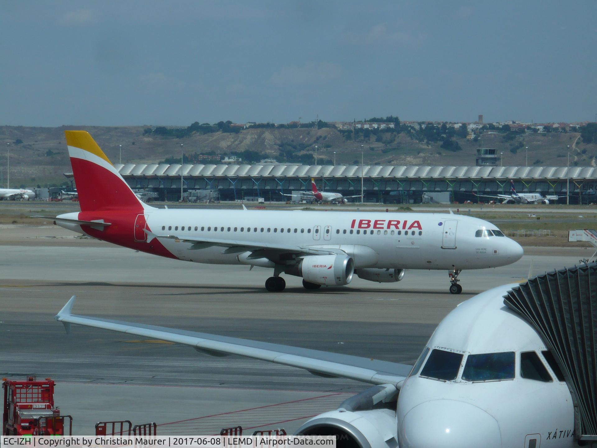 EC-IZH, 2004 Airbus A320-214 C/N 2225, Iberia