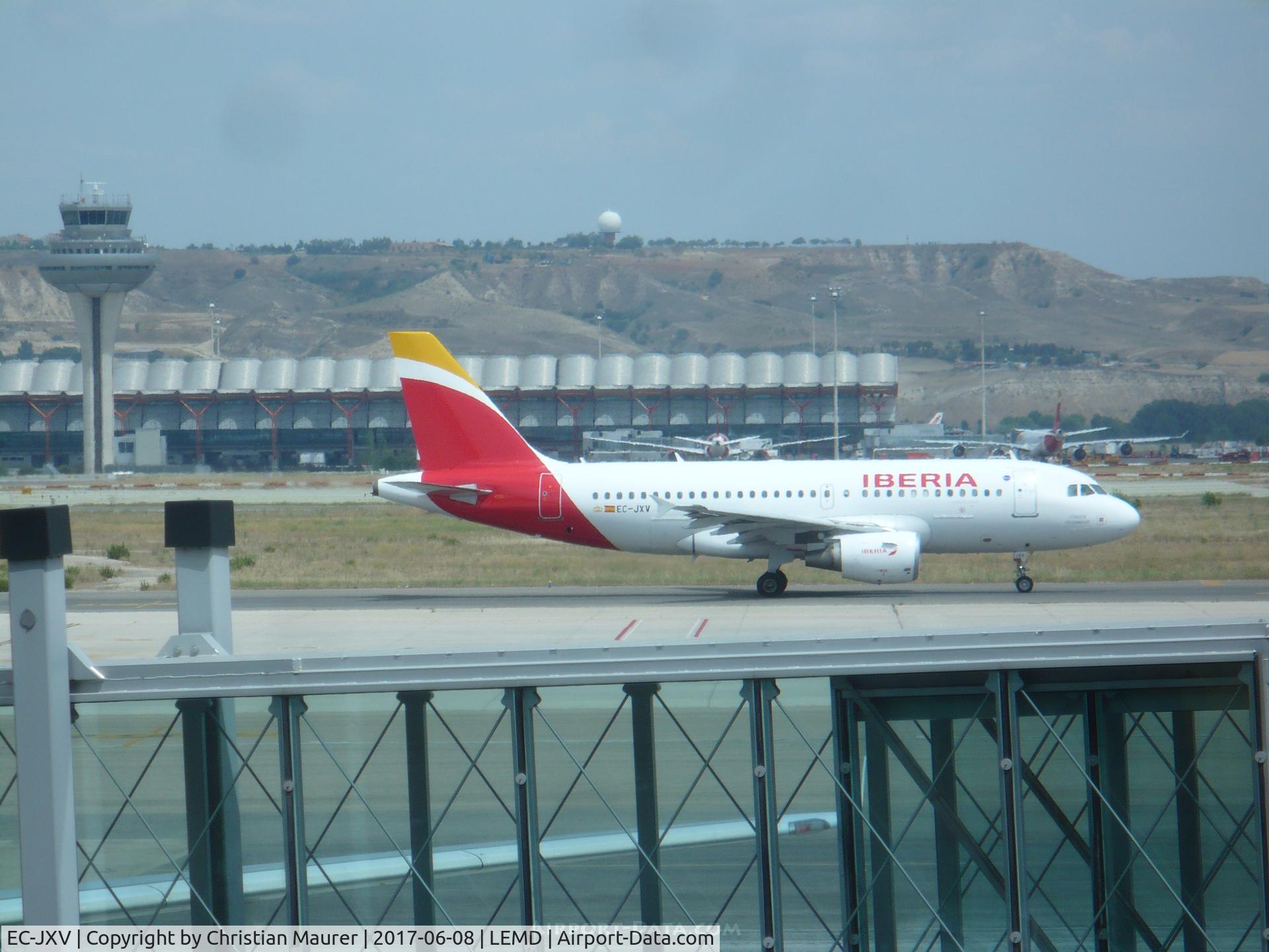 EC-JXV, 2006 Airbus A319-111 C/N 2897, A319-111
