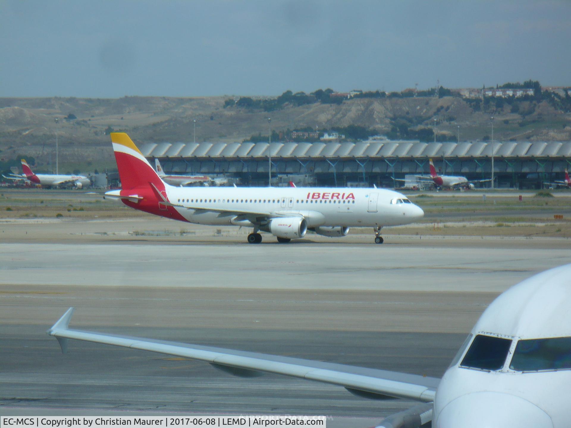 EC-MCS, 2014 Airbus A320-214 C/N 6244, A320SL