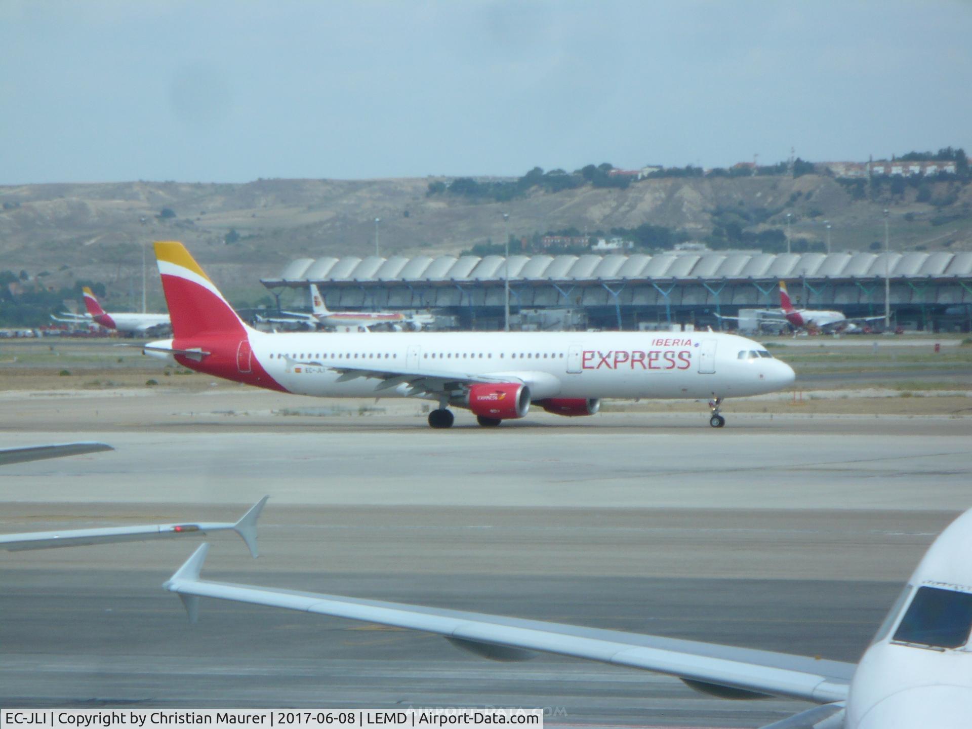 EC-JLI, 2005 Airbus A321-211 C/N 2563, Iberia A321