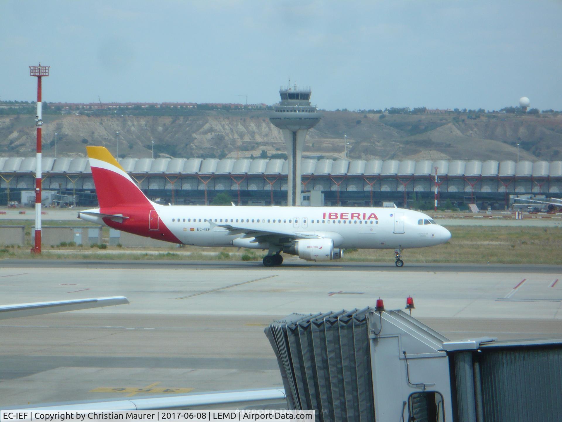 EC-IEF, 2001 Airbus A320-214 C/N 1655, Iberia A320