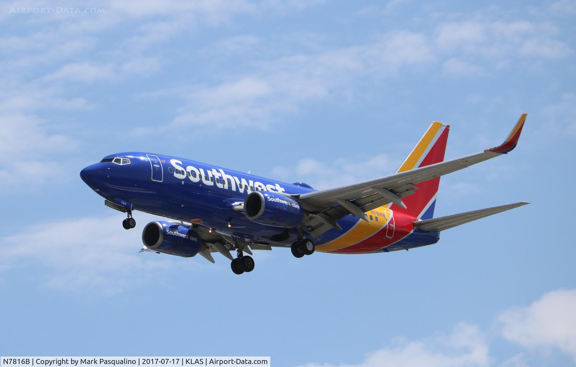 N7816B, 1999 Boeing 737-7L9 C/N 28009, Boeing 737-700