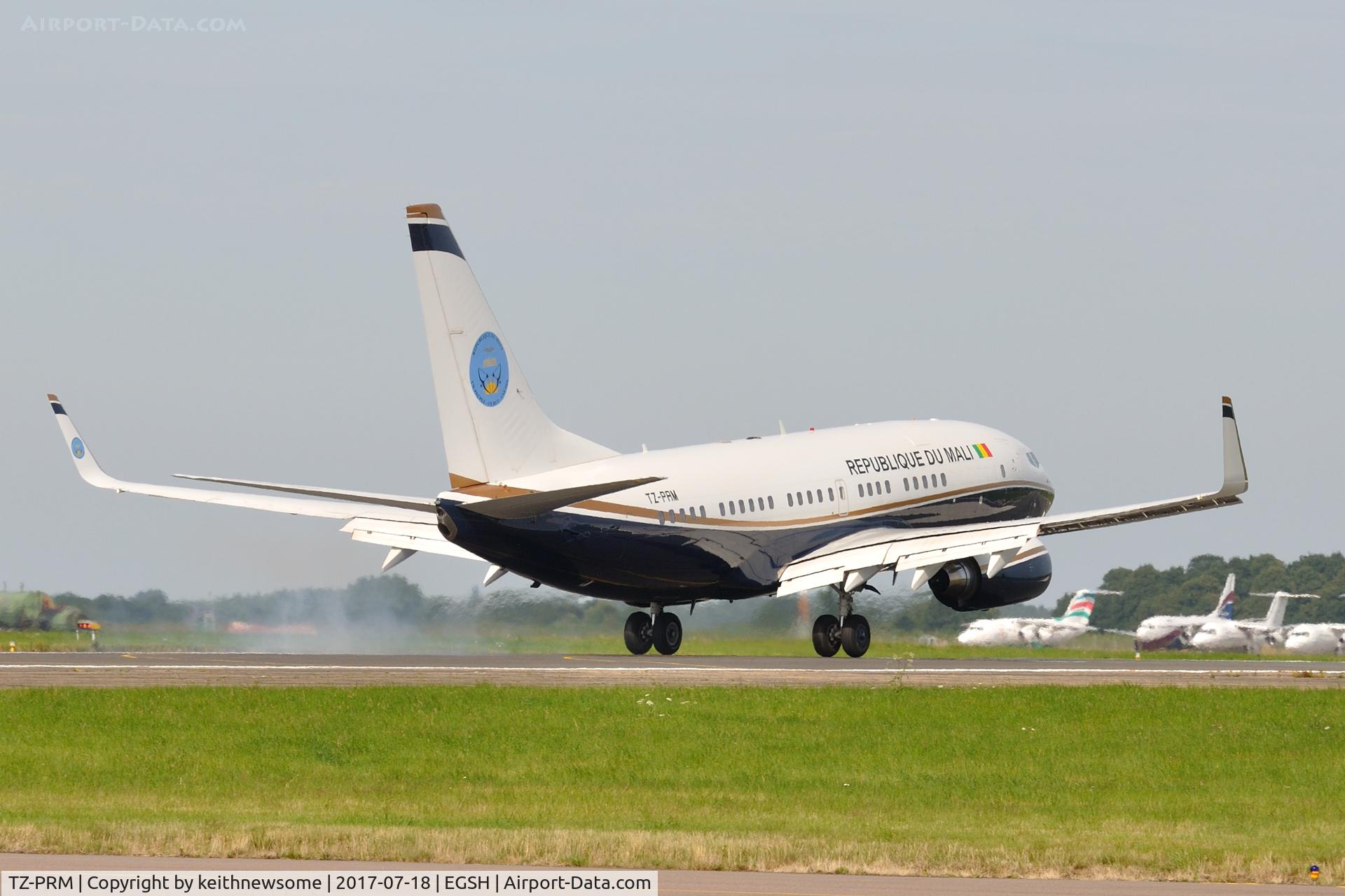 TZ-PRM, 1999 Boeing 737-7BC C/N 30328, Very Nice Arrival.