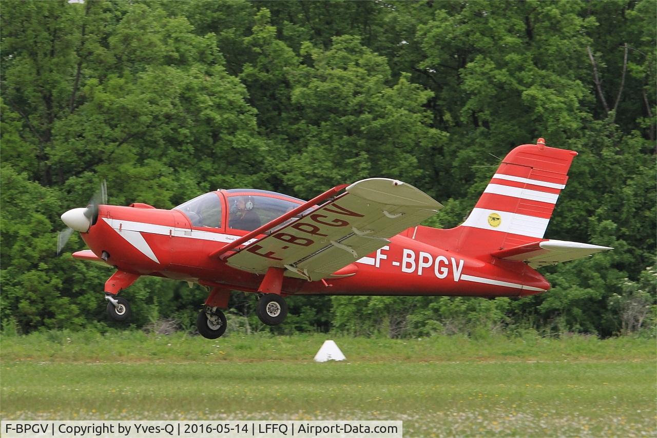 F-BPGV, 1968 Socata MS-893A Rallye Commodore 180 C/N 10796, Socata MS-893A Rallye Commodore 180, Take off rwy 28, La Ferté-Alais airfield (LFFQ) Airshow 2016