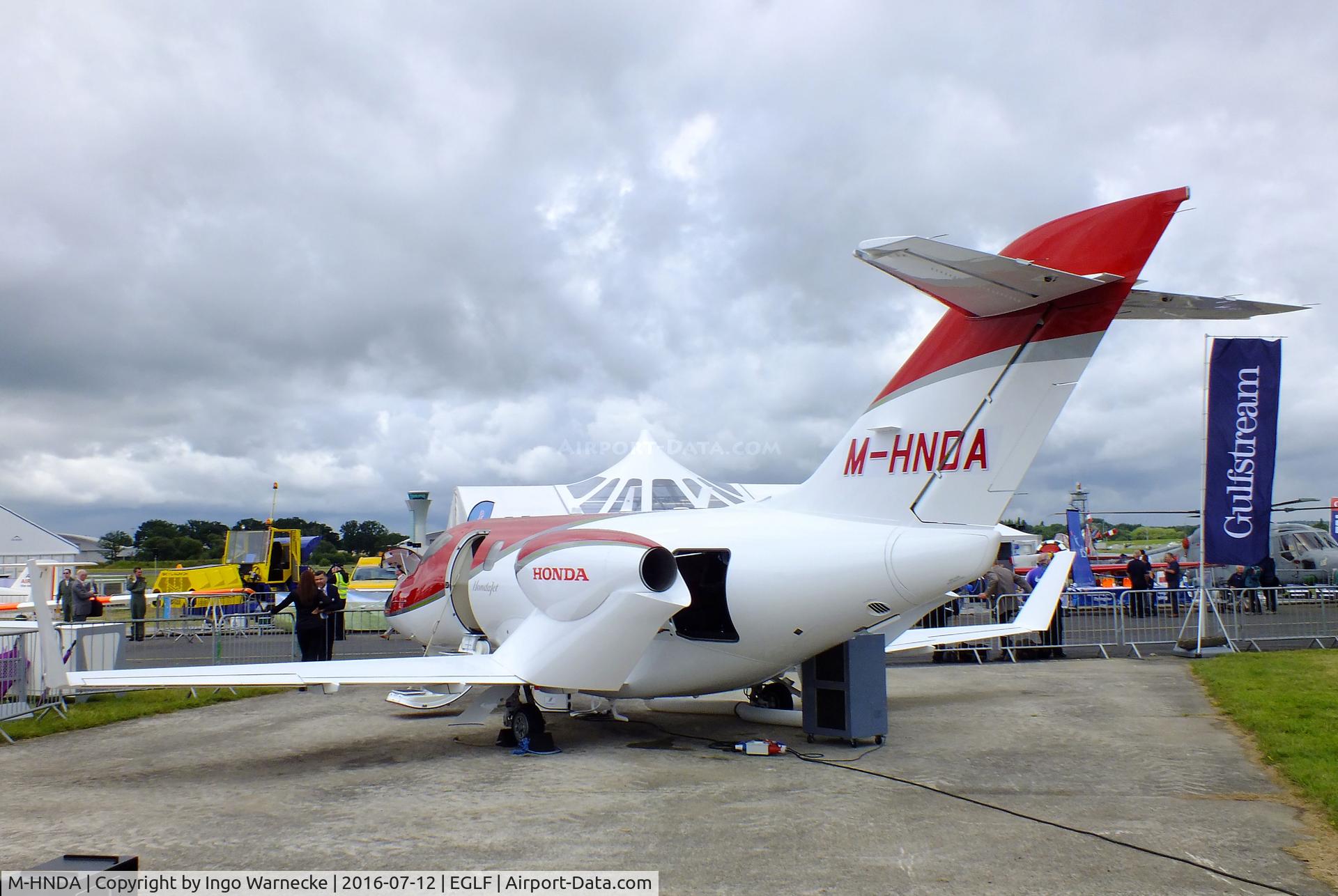 M-HNDA, 2015 Honda HA-420 HondaJet C/N 42000018, Honda HA-420 Hondajet at Farnborough International 2016