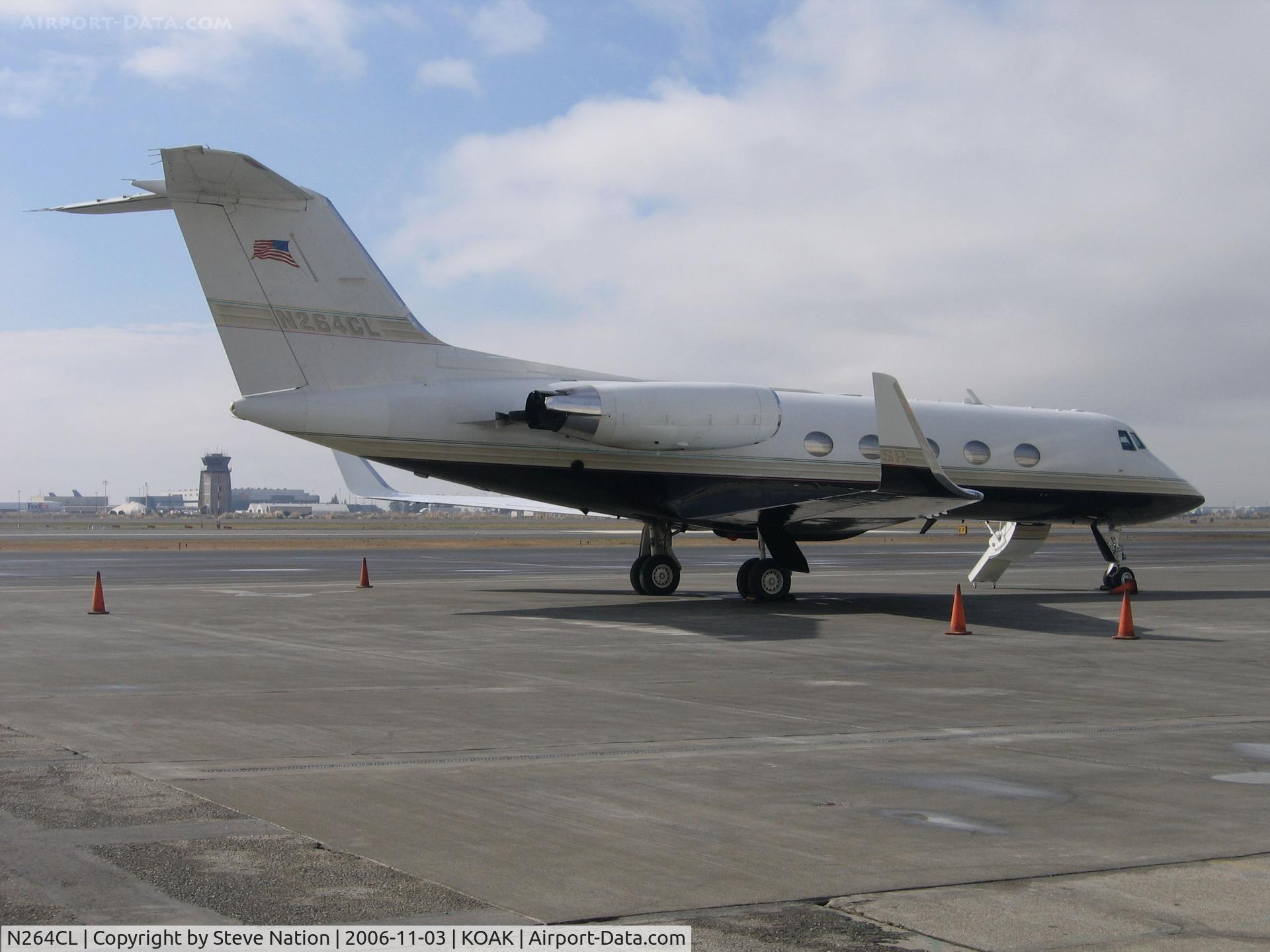 N264CL, 1978 Grumman G-1159 Gulfstream  II SP C/N 227, 1978 Grumman American G-1159 on North ramp @ Oakland, CA