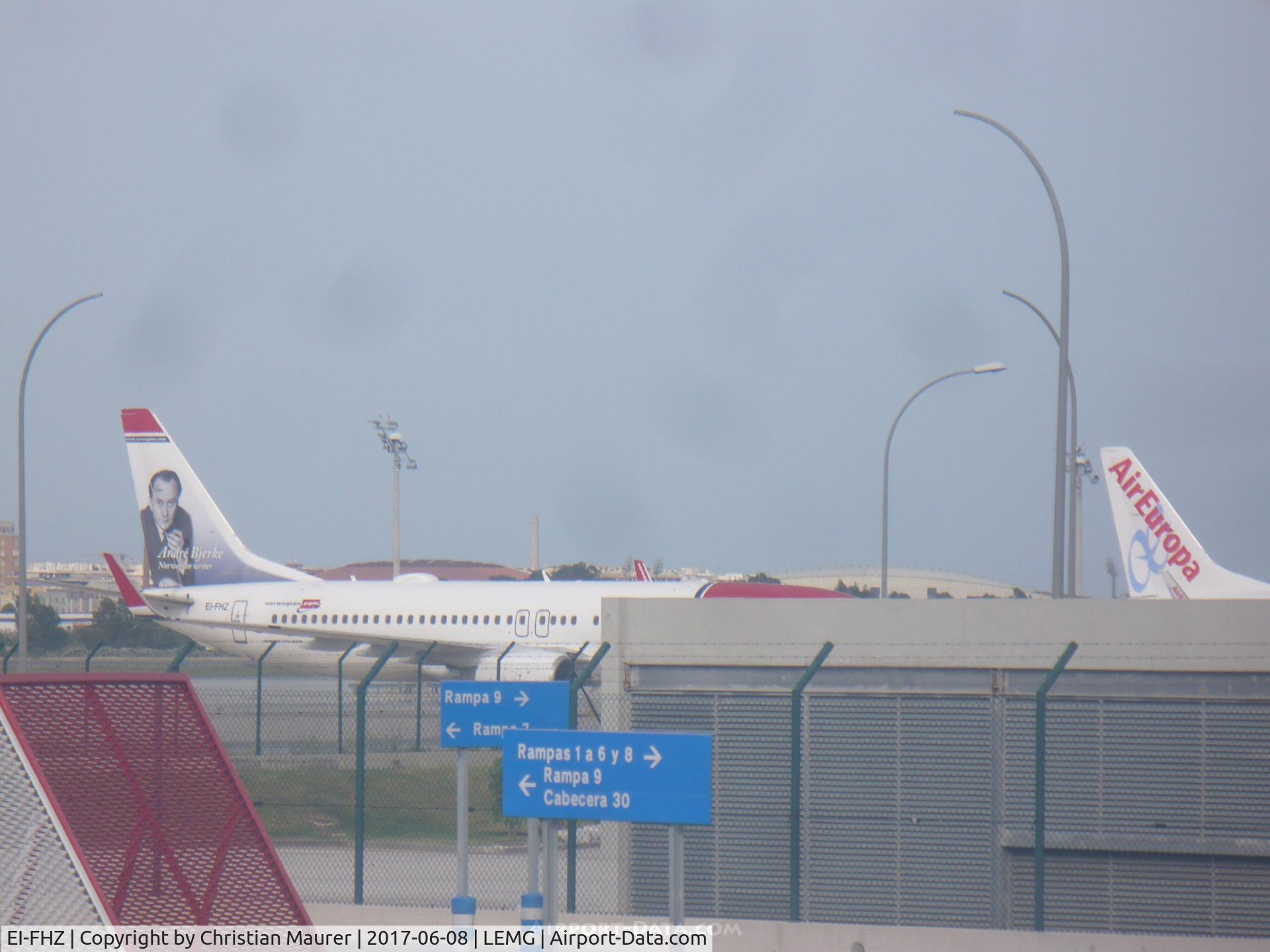 EI-FHZ, 2011 Boeing 737-8JP C/N 39005, Andre Bjerke with his 737