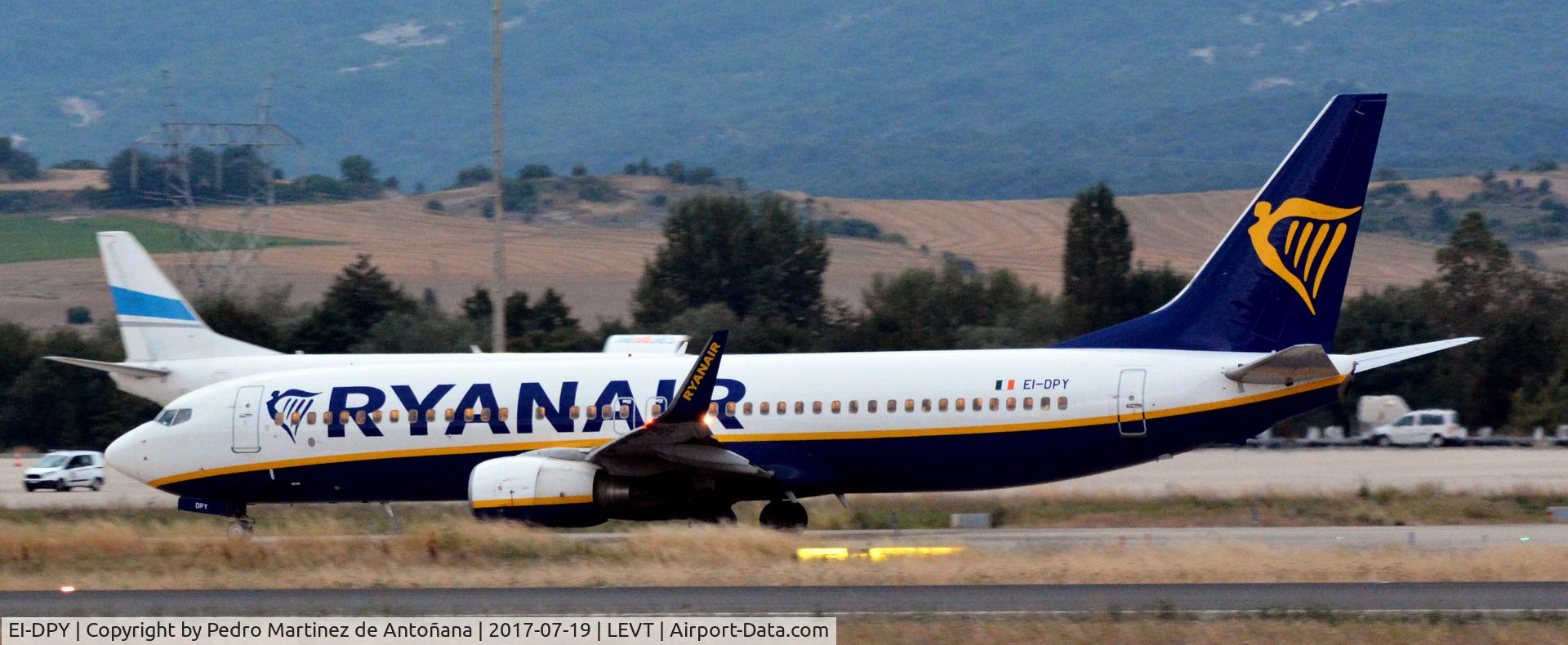 EI-DPY, 2007 Boeing 737-8AS C/N 33615, Foronda - Vitoria-Gasteiz - España