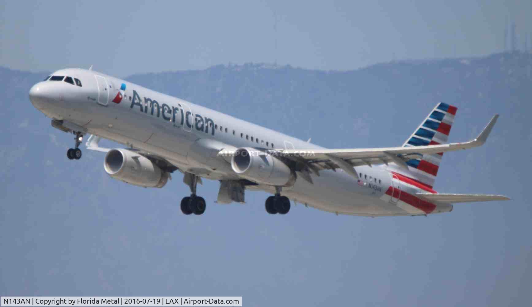 N143AN, 2015 Airbus A321-231 C/N 6745, American