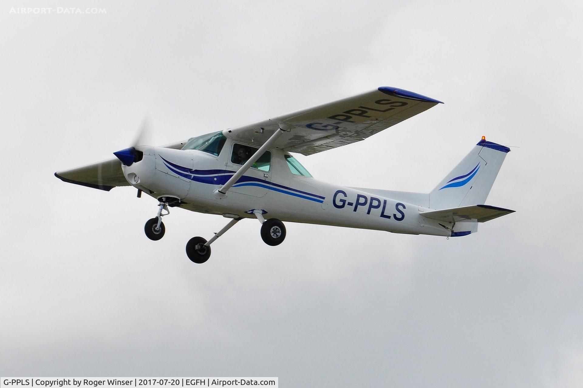 G-PPLS, 1981 Reims F152 C/N 1828, Visiting Cessna F152 departing Runway 22.