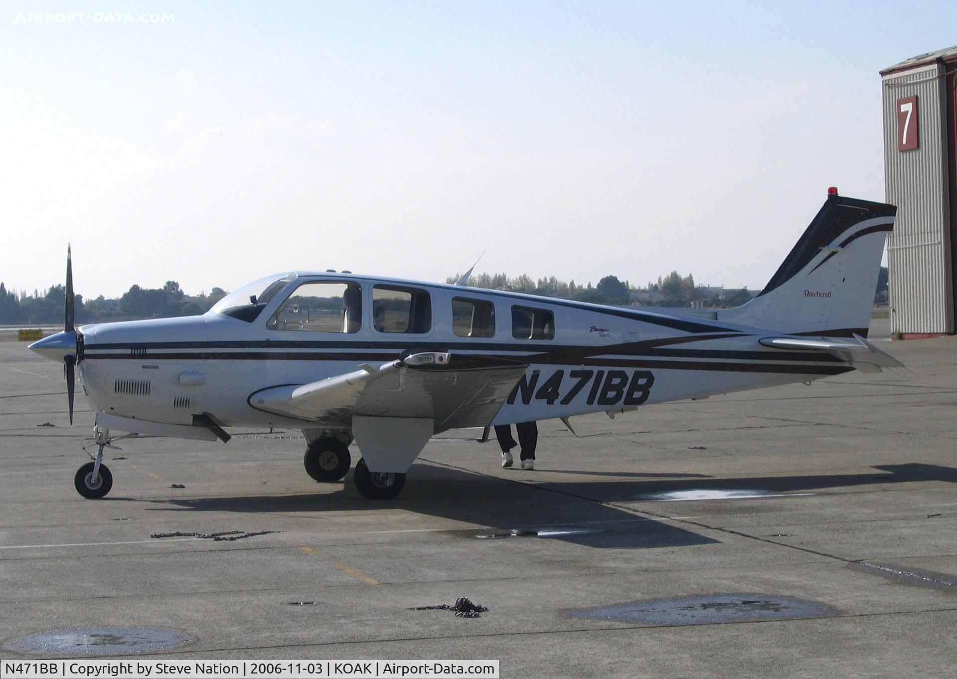 N471BB, 2002 Raytheon Aircraft Company B36TC Bonanza C/N EA-694, Palo Alto-based 2002 Raytheon B36TC Bonanza visiting @ Oakland, CA North ramp