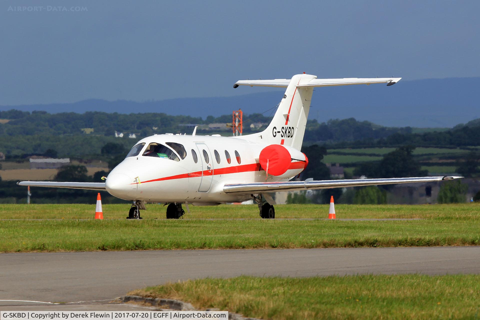 G-SKBD, 2004 Raytheon Beechjet 400A C/N RK-376, Beechjet 400A, Dragonfly Aviation Services Ltd Cardiff based, previously N476CW, N476LX, N426l, seen parked up.