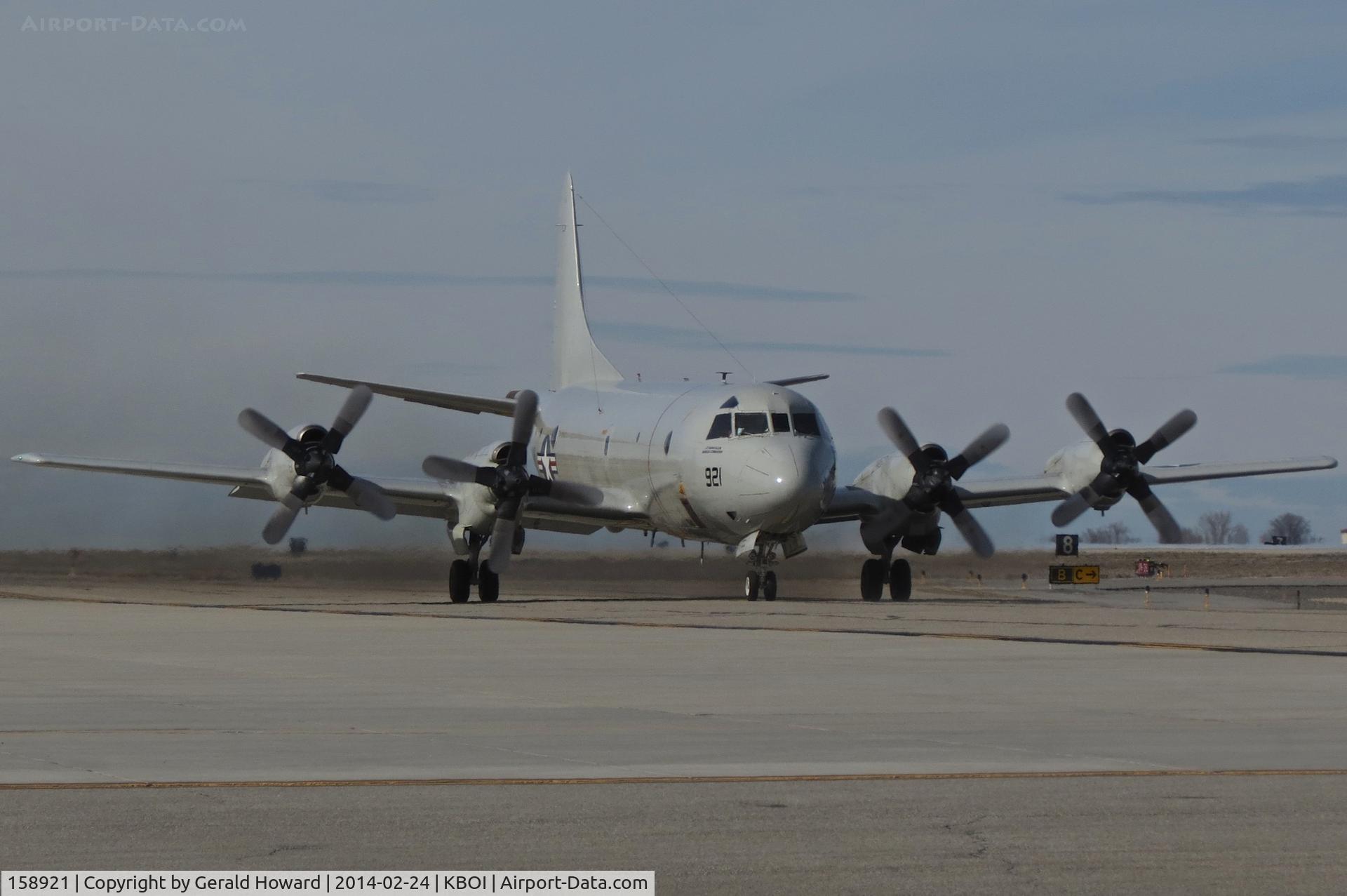 158921, Lockheed P-3C-145-LO Orion C/N 285A-5593, Taxiing on Bravo to RWY 28L.