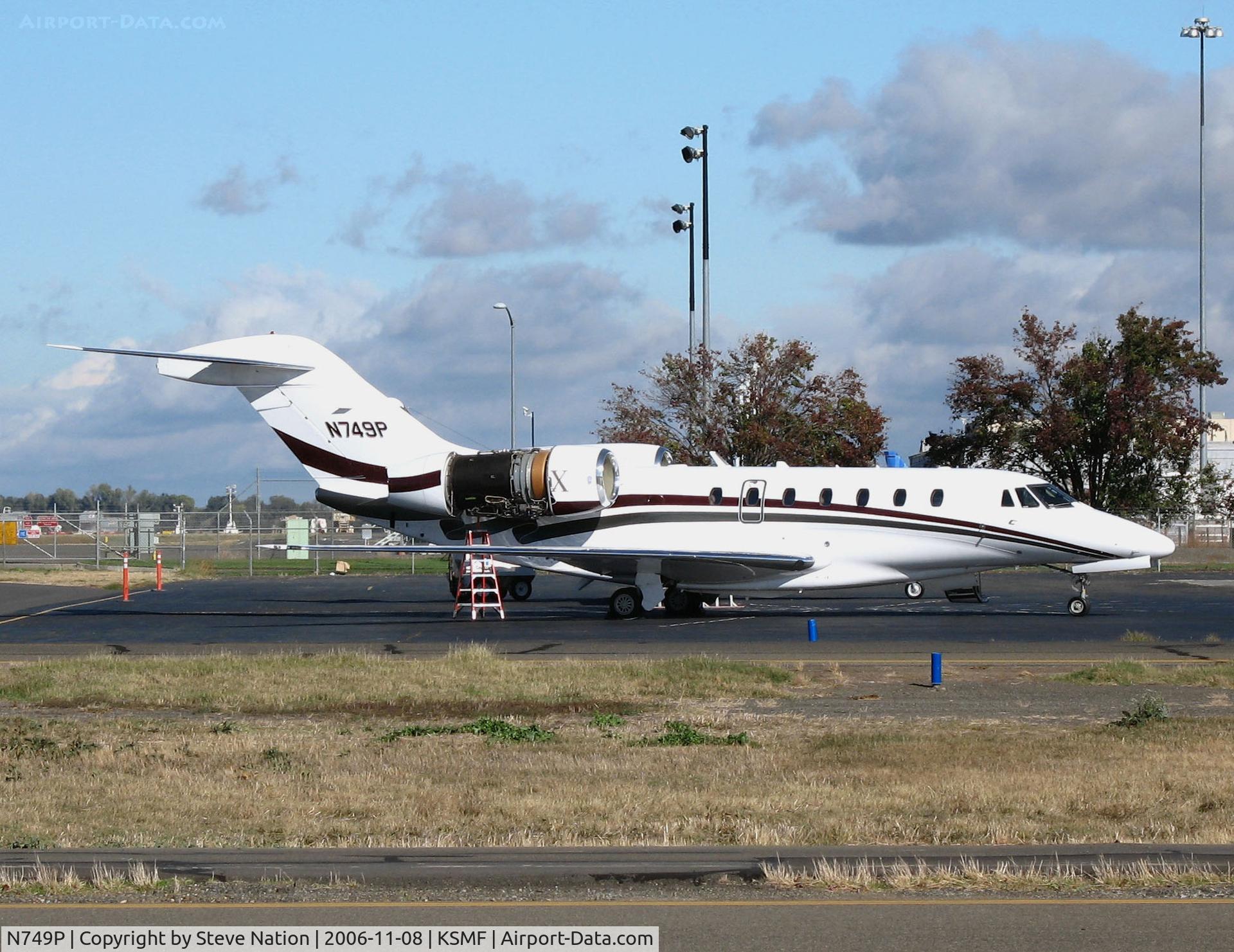 N749P, 1998 Cessna 750 Citation X Citation X C/N 750-0046, Foster Poultry Farms, Creswell, OR 1998 Cessna 750 in for maintenance at Cessna Citation facility@ Sacramento Intl Airport, CA