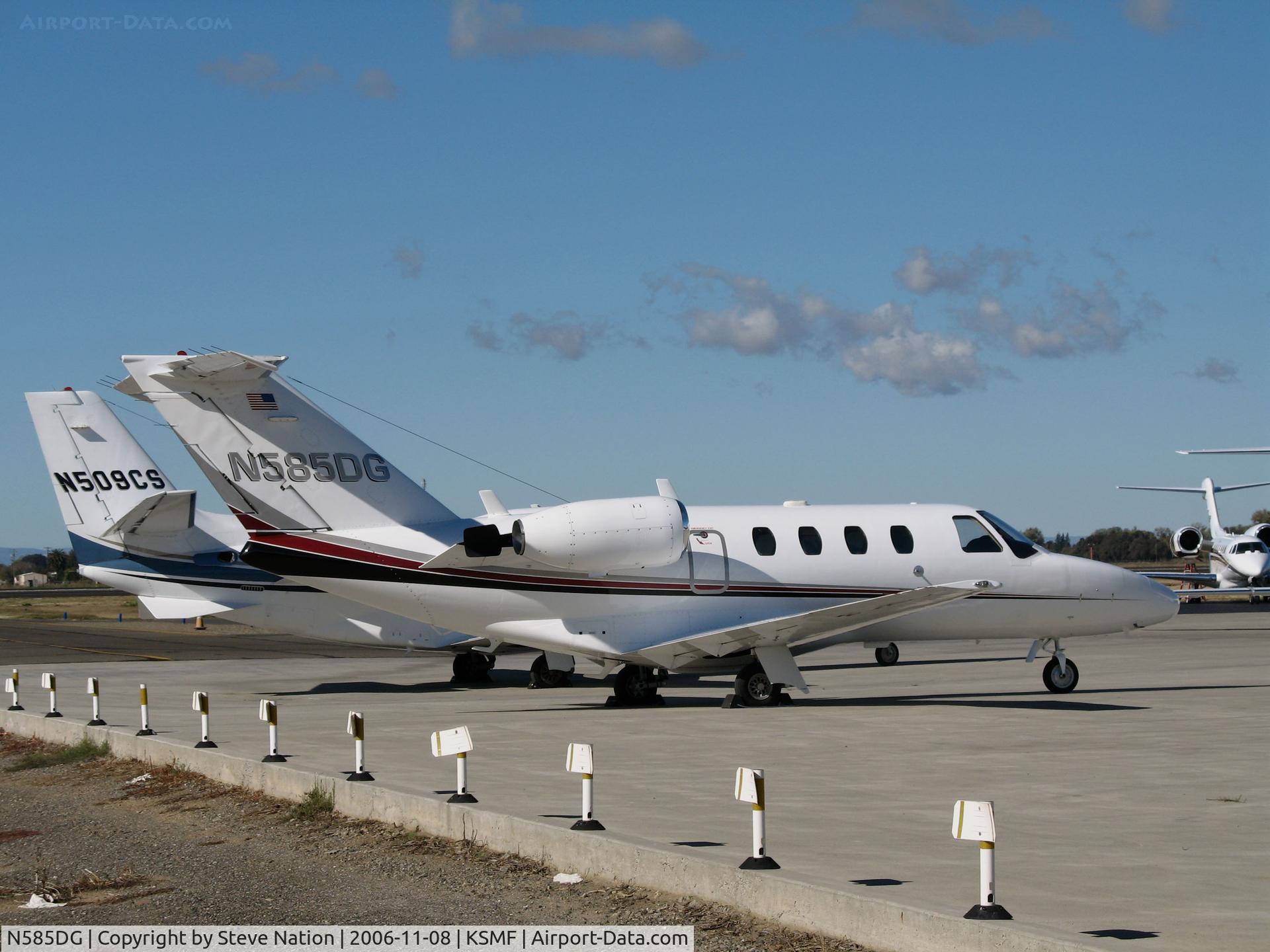 N585DG, 1994 Cessna 525 Citation Jet C/N 525-0057, 1994 Cessna 525 Citation jet in for maintenance at Cessna Citation facility@ Sacramento Intl Airport, CA