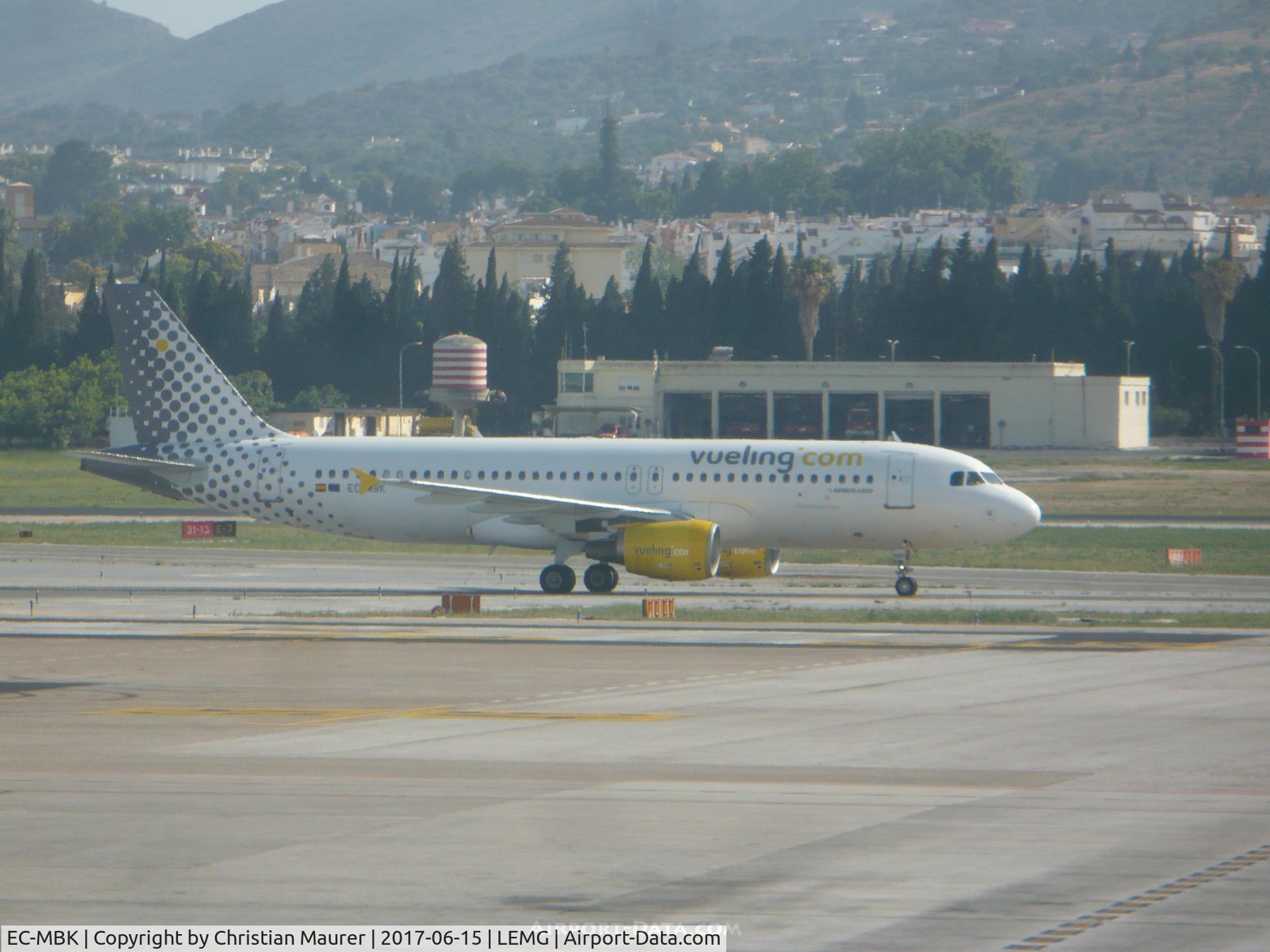 EC-MBK, 2006 Airbus A320-214 C/N 2658, Vueling A320