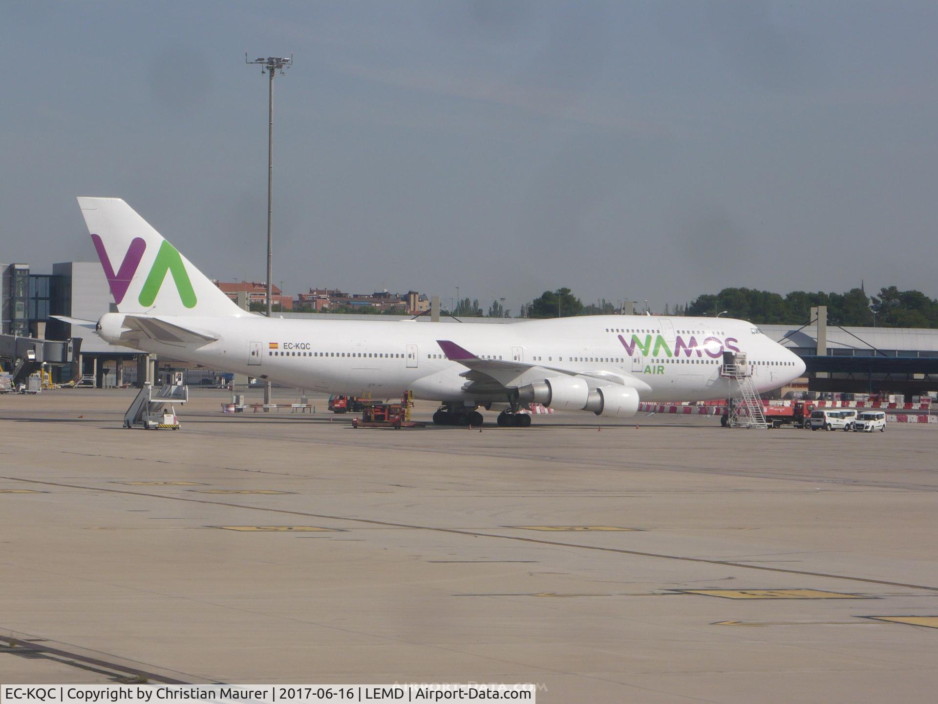 EC-KQC, 1994 Boeing 747-412 C/N 26549, Boeing 747-400