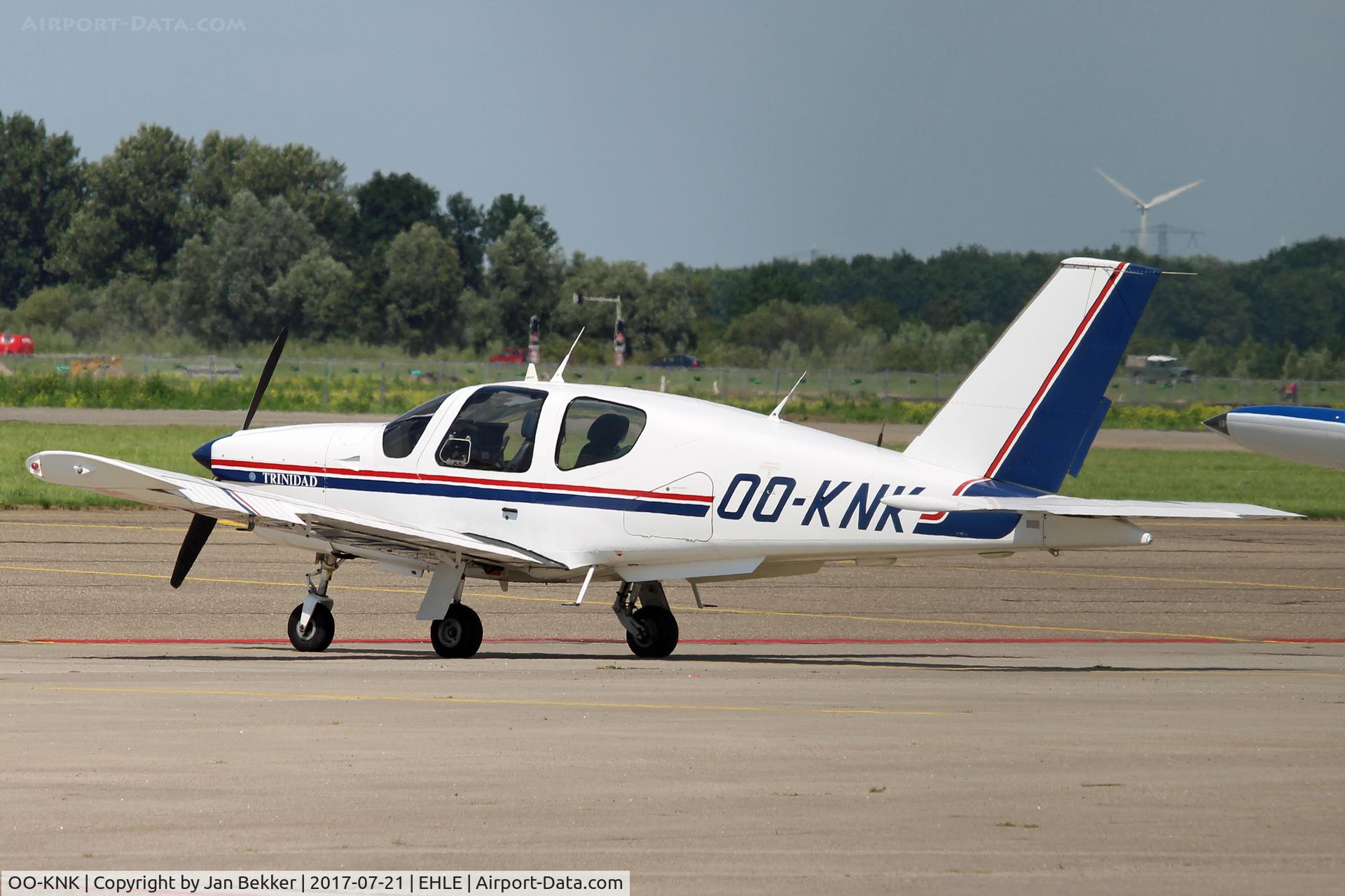 OO-KNK, 1989 Socata TB-20 Trinidad C/N 1013, Lelystad Airport