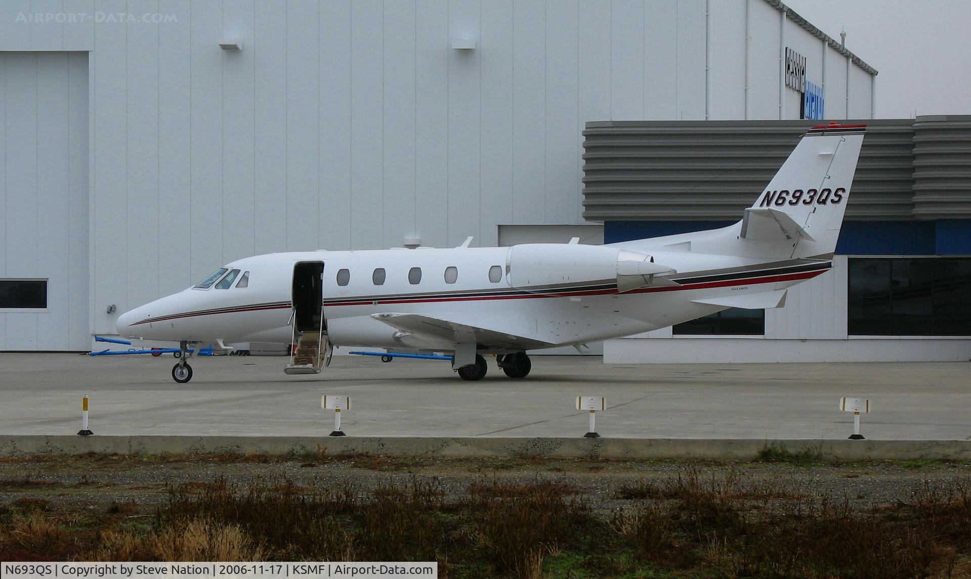 N693QS, 2006 Cessna 560XLS Citation Excel C/N 560-5657, NETJETS 2006 Cessna 560XLS Citation EXCEL @ Sacramento International Airport, CA Cessna Citation Facility