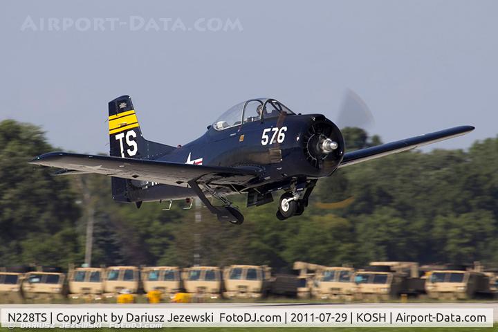 N228TS, 1954 North American T-28D Trojan C/N 200-422, North American T-28D Trojan CN 200-422, NX228TS