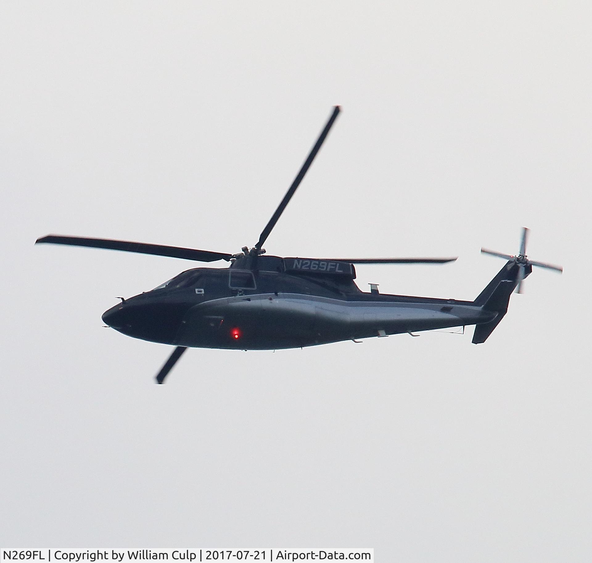 N269FL, 1987 Sikorsky S-76B C/N 760335, Seen it flying over Peace Valley Park, Doylestown Pa.