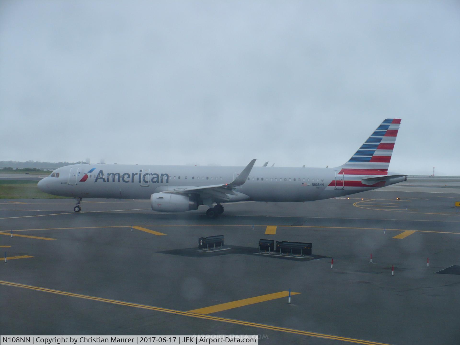 N108NN, 2013 Airbus A321-231 C/N 5946, American A321