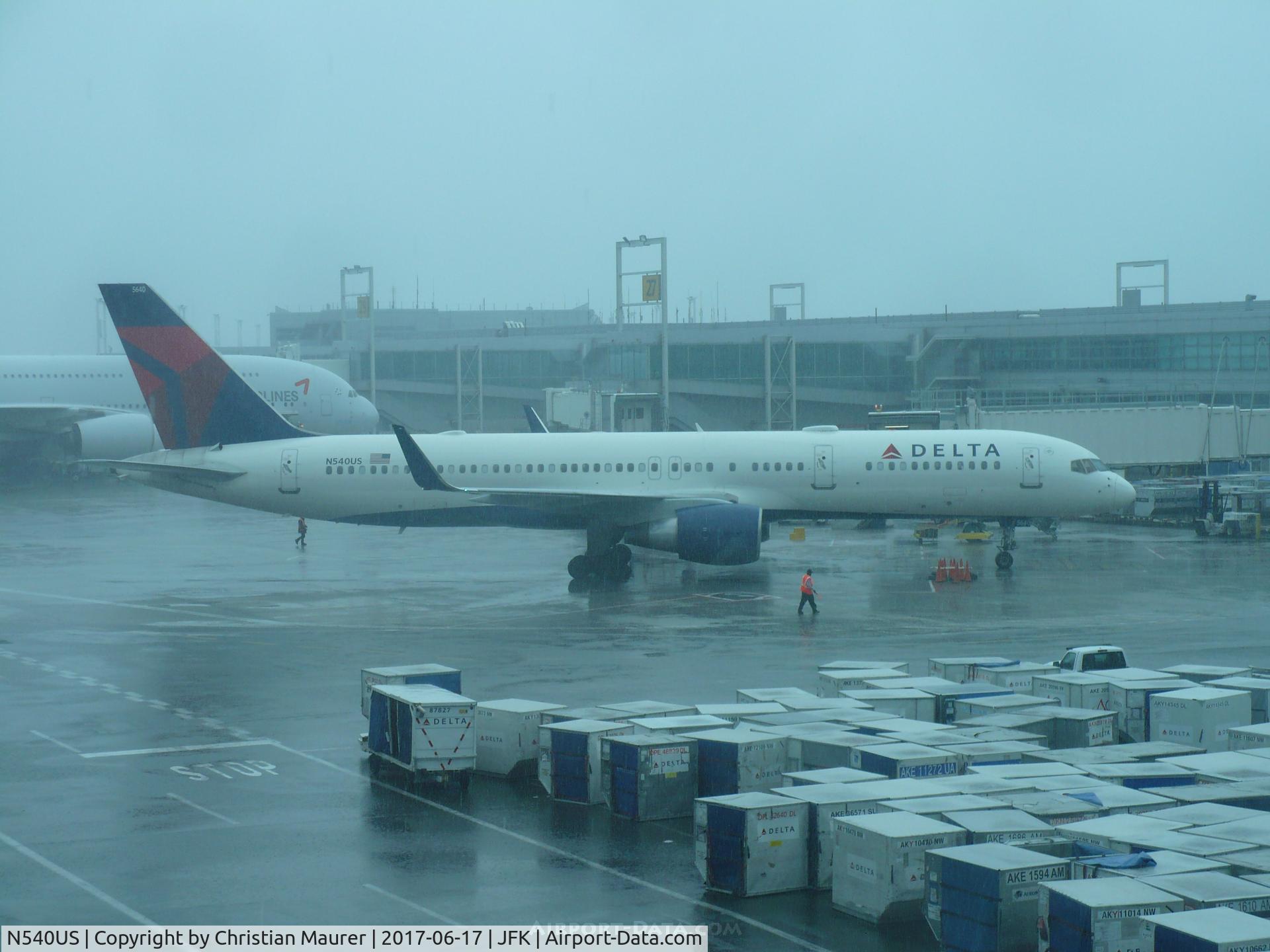 N540US, 1996 Boeing 757-251 C/N 26487, Delta Boeing 757-200
