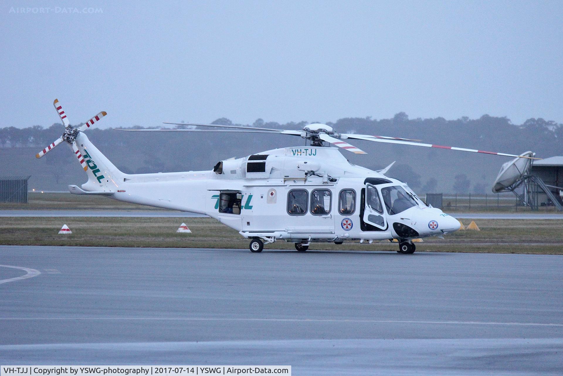 VH-TJJ, 2016 Leonardo-Finmeccanica AW-139 C/N 31723, Toll/Helicorp (VH-TJJ) Leonardo-Finmeccanica AW139 at Wagga Wagga Airport