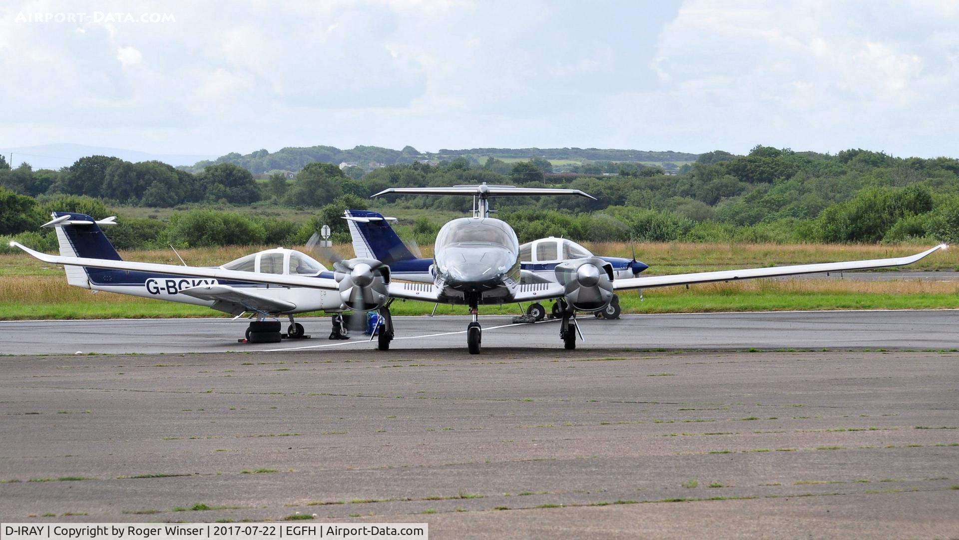 D-IRAY, 2016 Diamond DA-62 C/N 62.047, Visiting DA62.