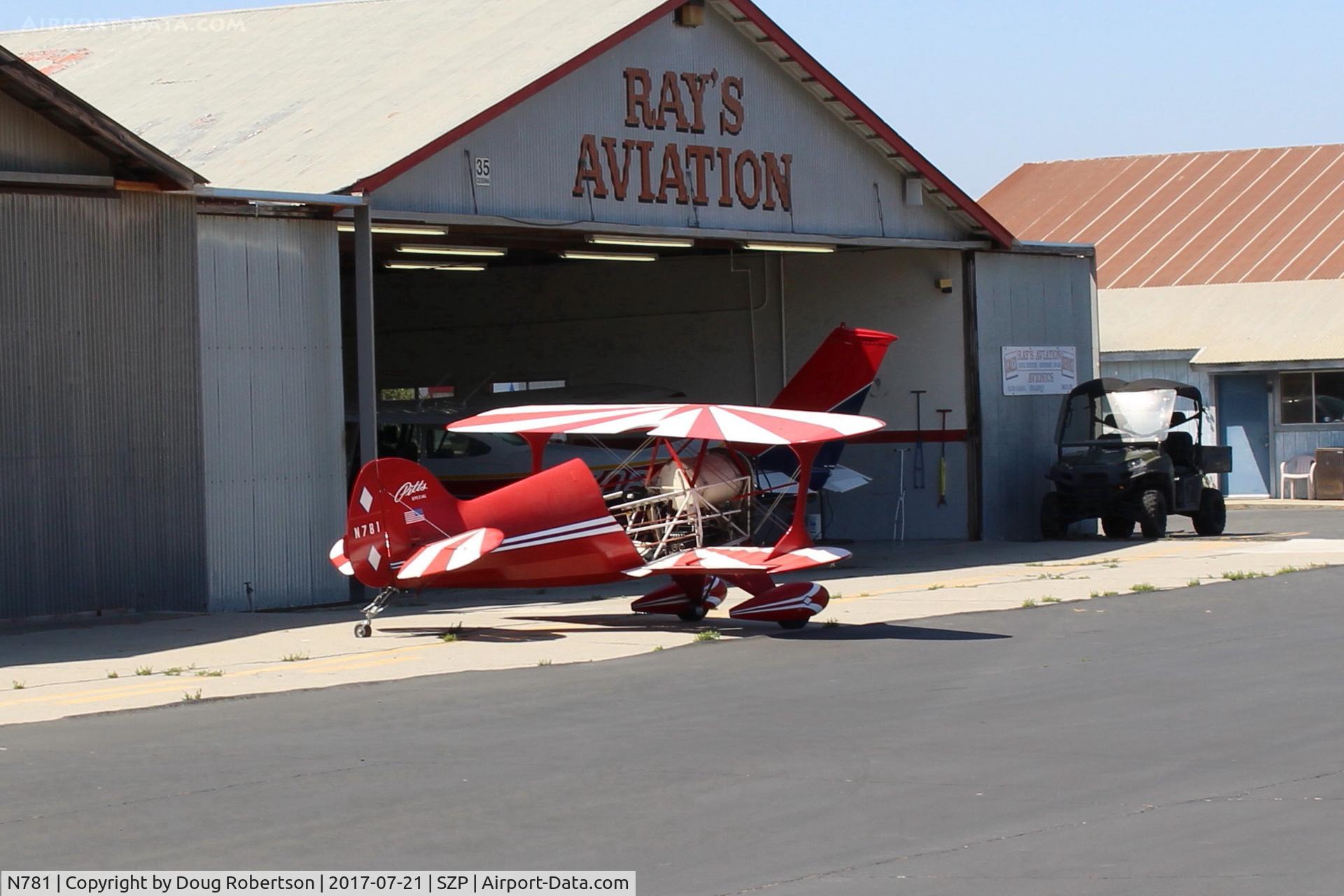 N781, 1972 Pitts S-1 Special C/N 500, 1972 Pitts S-1 SPECIAL, engine unknown. At Ray's Aviation ramp