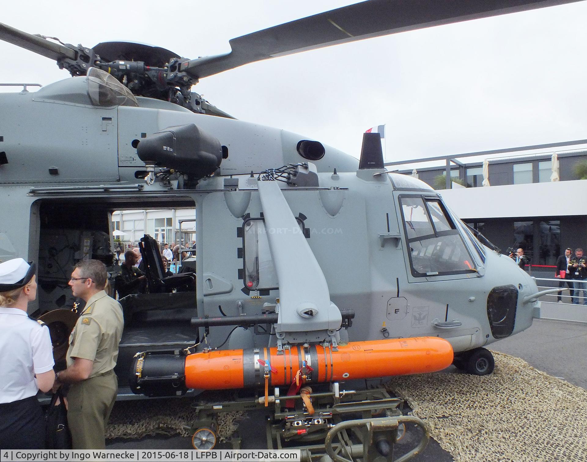 4, 2010 NHI NH-90 NFH Caiman C/N 1075, NHI NH90 NFH Caiman of the Aeronavale at the Aerosalon 2015, Paris