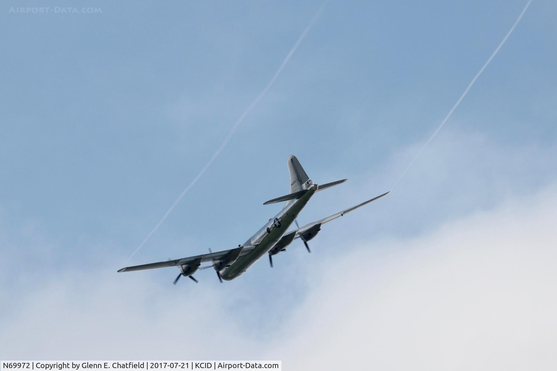 N69972, 1944 Boeing TB-29 (B-29-70-BW) Superfortress C/N 10804, Overhead approach to Cedar Rapids