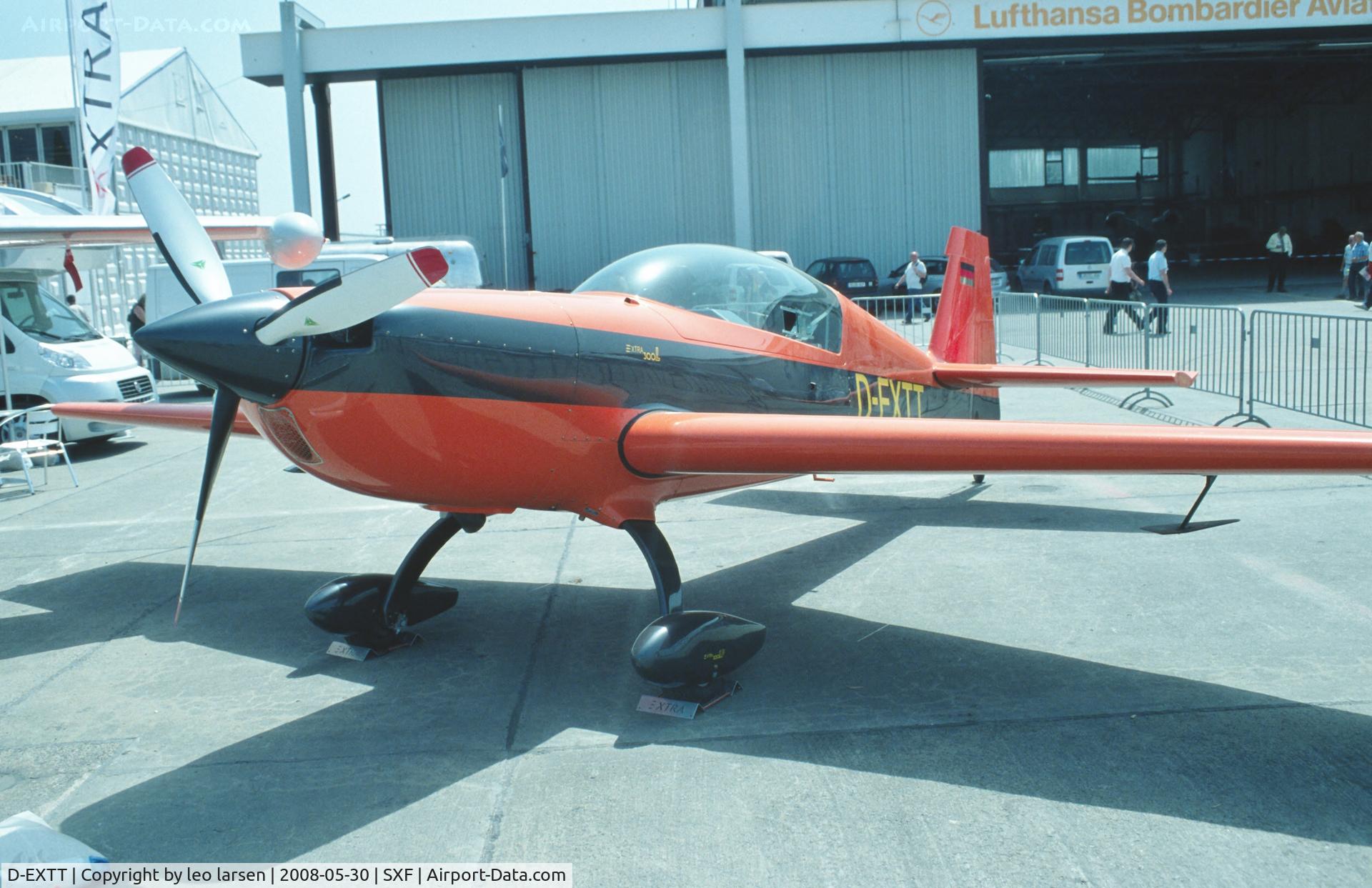 D-EXTT, 2007 Extra 300L C/N 1204, Berlin Air Show 30.5.2008
