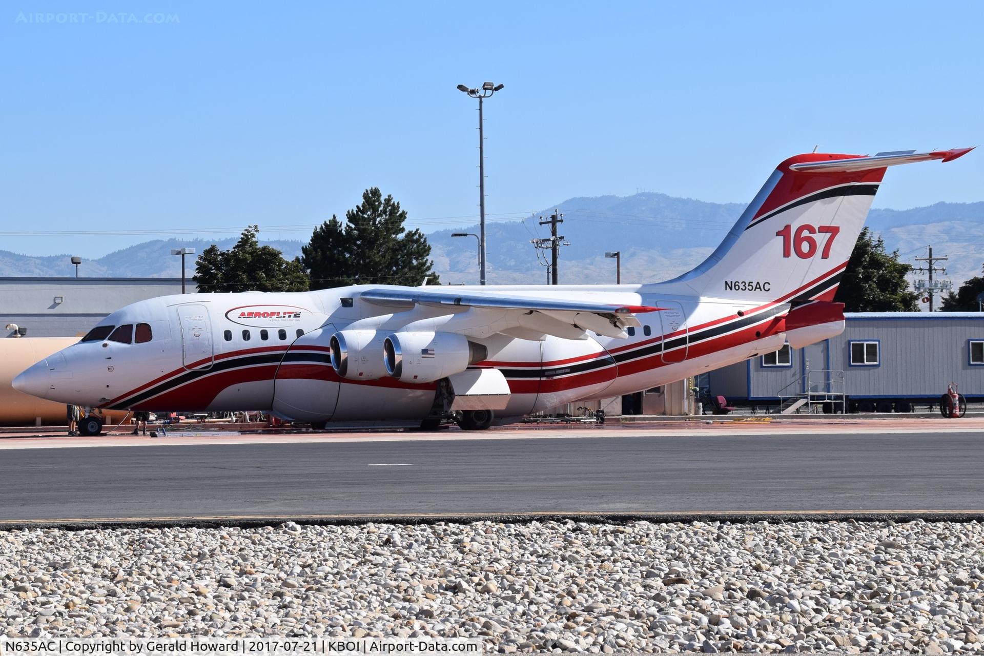 N635AC, 1998 British Aerospace Avro 146-RJ85 C/N E.2330, Tanker 167 parked for a refuel of fire retardant.