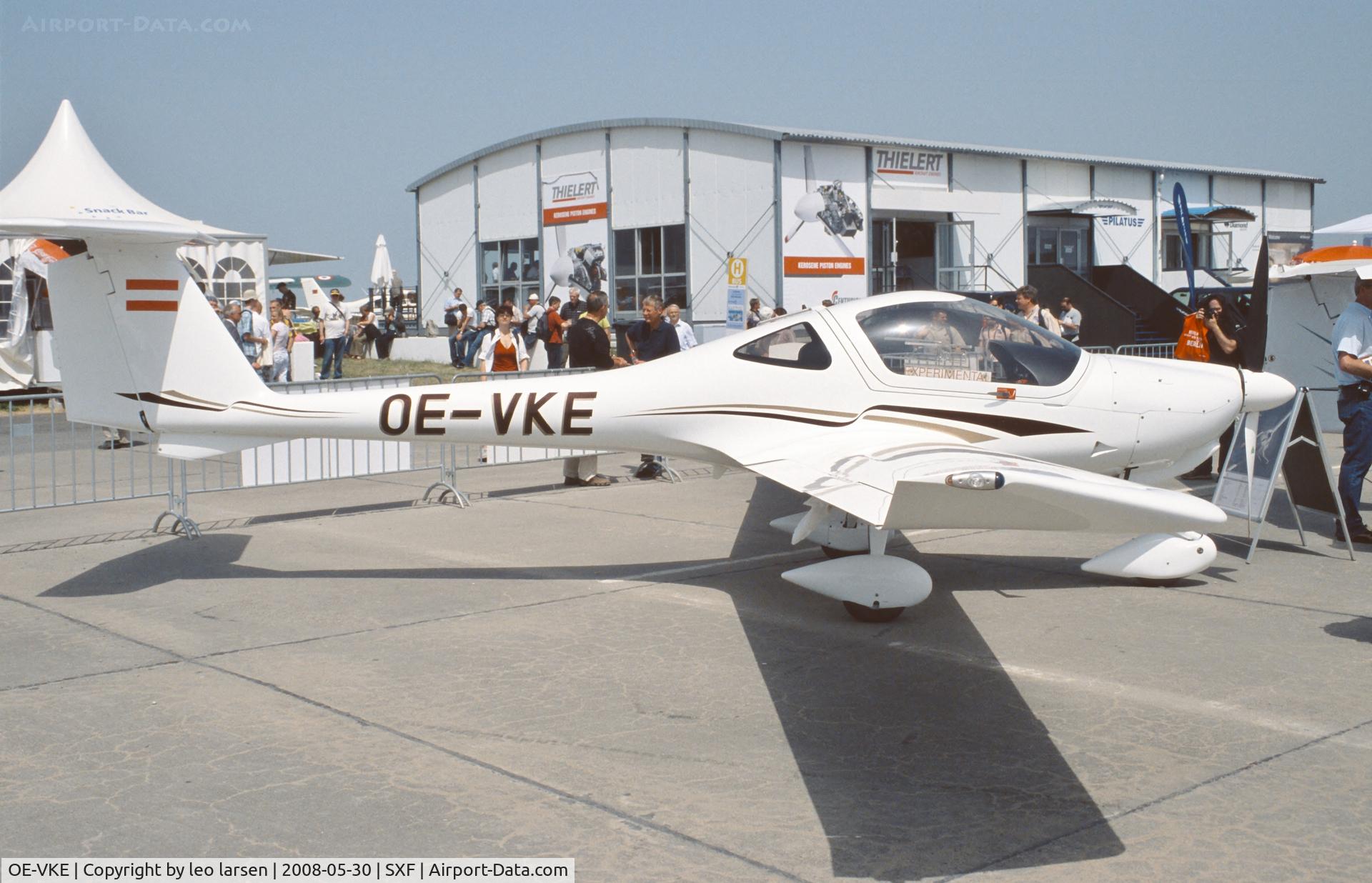 OE-VKE, HOAC DV-20E Katana C/N 20-E001, Berlin Air Show 30.5.2008