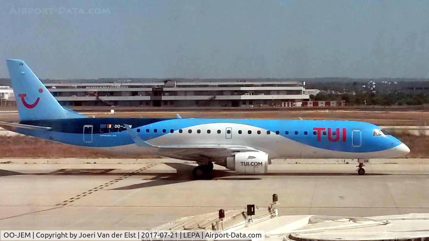 OO-JEM, 2013 Embraer 190STD (ERJ-190-100STD) C/N 19000603, Arriving at the gate, picture taken by An Van der Elst with permission