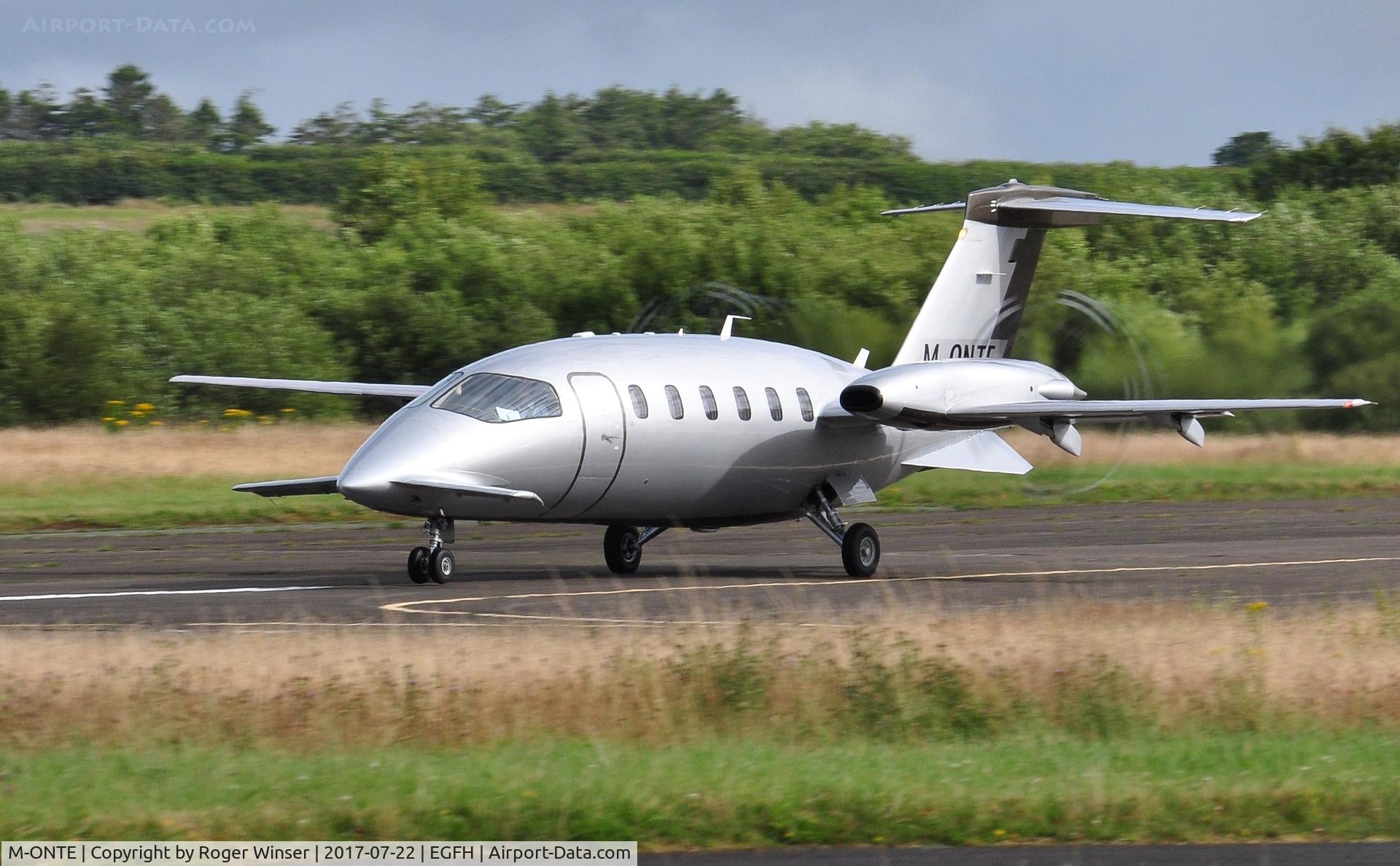 M-ONTE, 2009 Piaggio P-180 Avanti II C/N 1176, Visiting P-180 operated by Scotia Aviation departing Runway 22.
