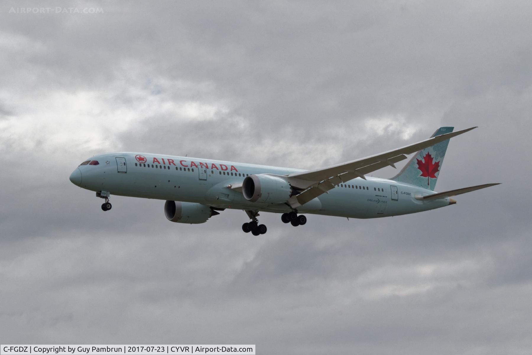 C-FGDZ, 2016 Boeing 787-9 Dreamliner C/N 37173, Landing