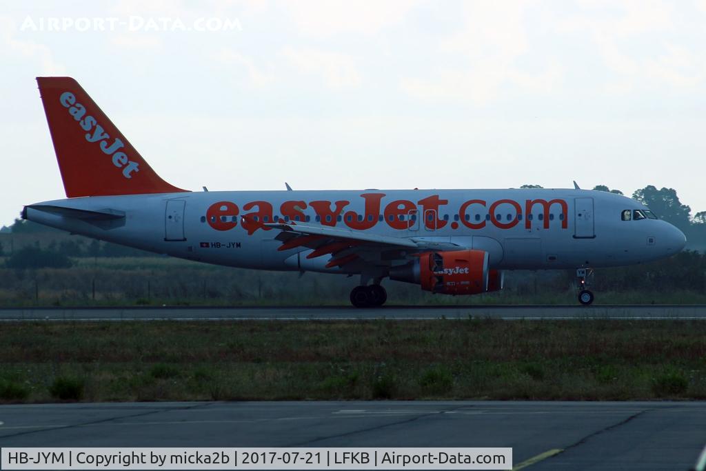HB-JYM, 2011 Airbus A319-111 C/N 4667, Taxiing